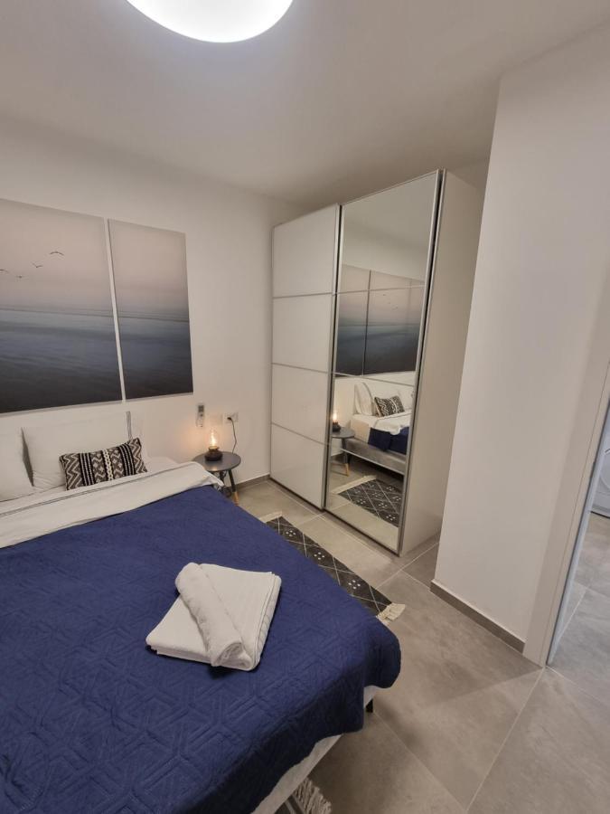Beautiful 2-Bedroom Sea-View Apartment เนทันยา ภายนอก รูปภาพ